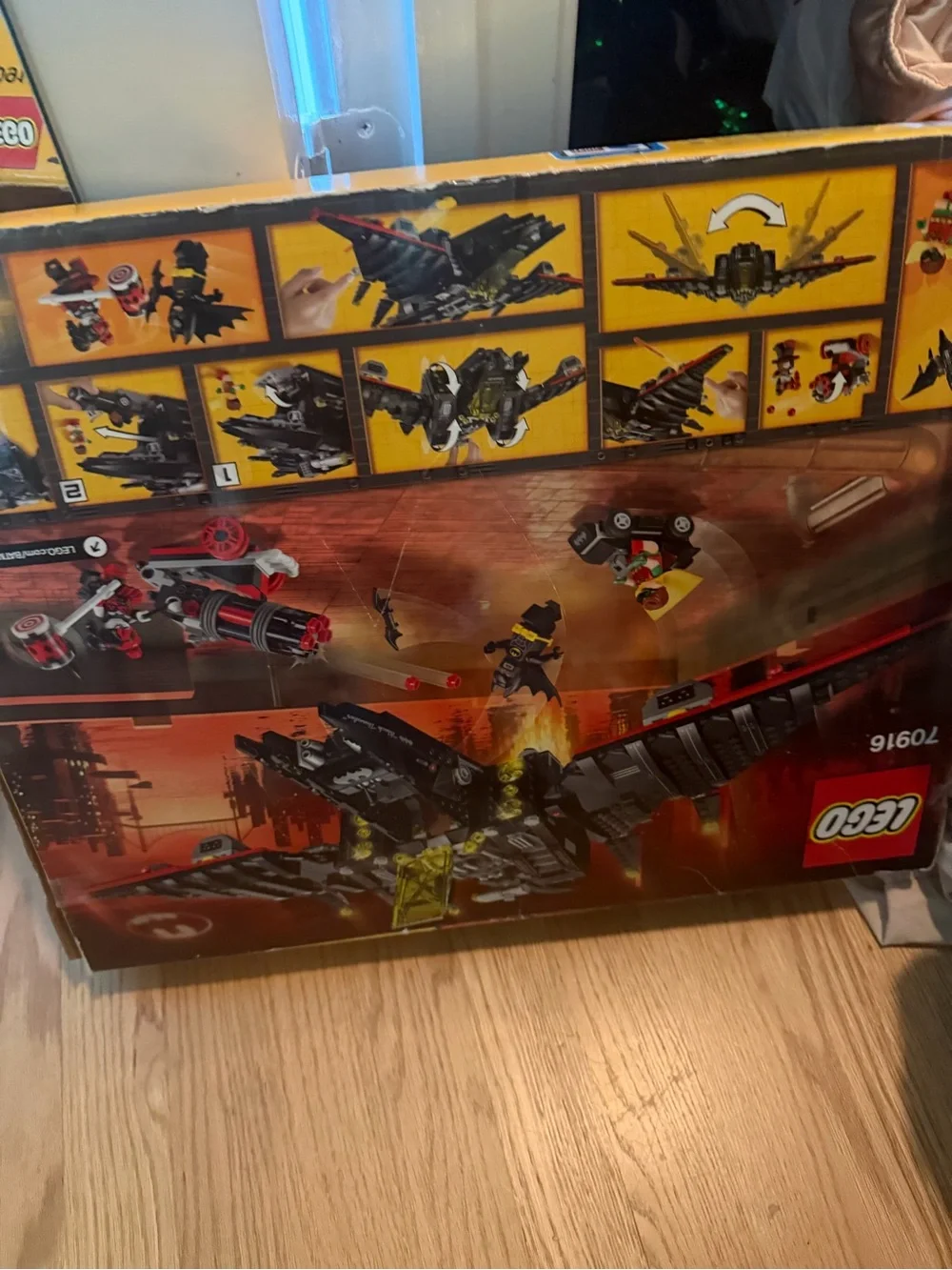 Lego Black and Yellow Batwing Superhero Aircraft Set NIB - Picture 4 of 6